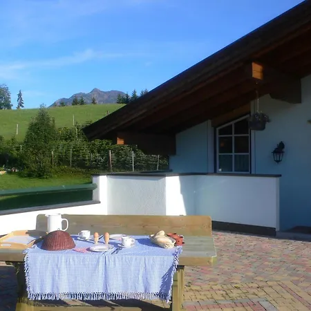 Apartment Haus Den Rappen *